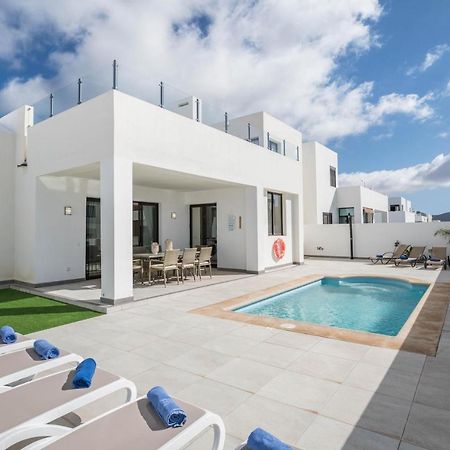 Casa Dubh Linn Плая Бланка Екстериор снимка