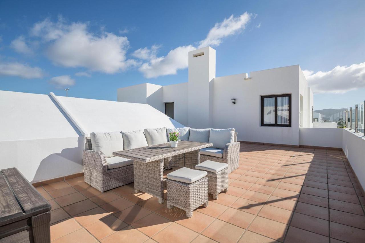 Casa Dubh Linn Плая Бланка Екстериор снимка